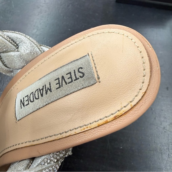 Steve Madden Size 9 Silver Braided Heels - Picture 9 of 11